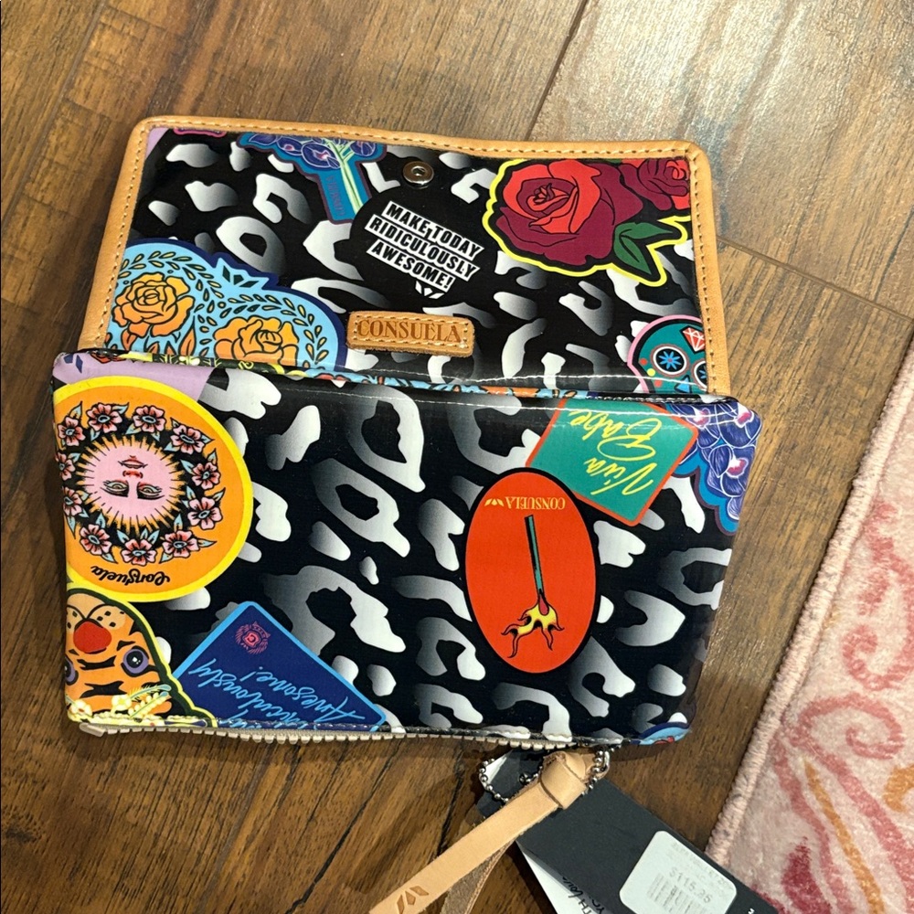 Consuela Wallet New With Tags 💙🖤❤️ - Picture 9 of 10